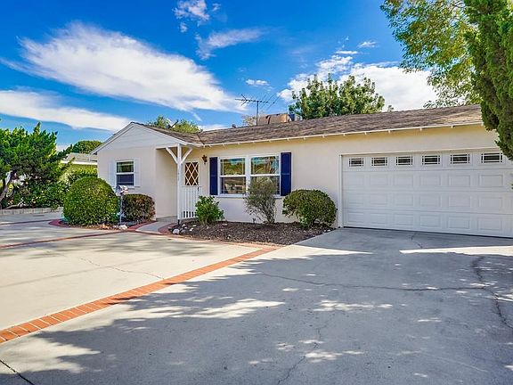 4th image of 1612 S Glendora Ave