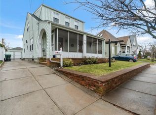 40 Hartford Pl, Warwick, RI 02888