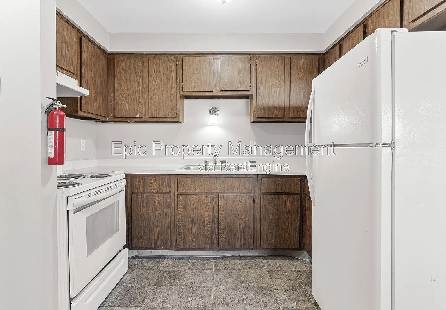 1 bed, 1.0 bath, $995 — Photo 2