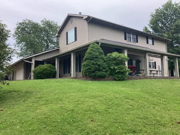 2216 Country Club Dr, Chillicothe, MO 64601
