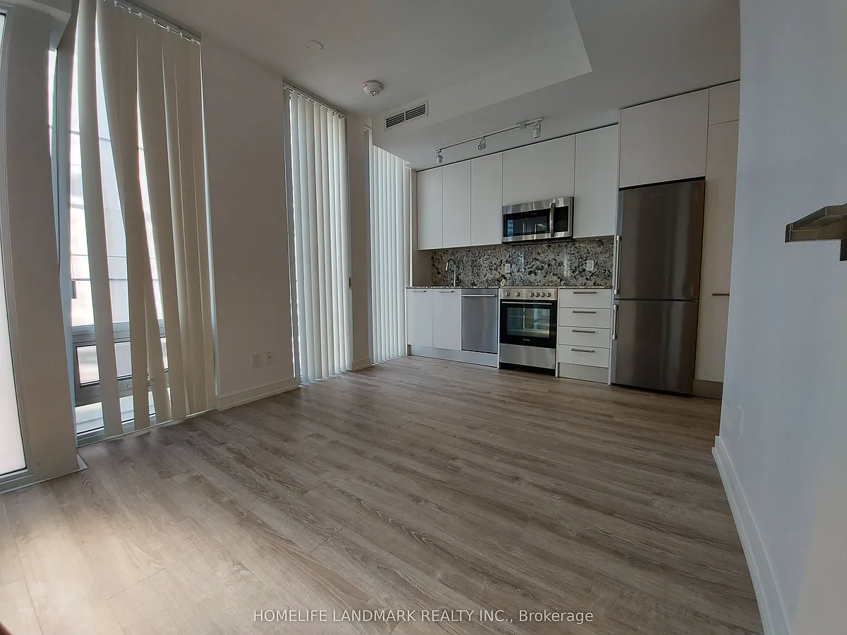 Building Photo - 28 Wellesley St E #2210