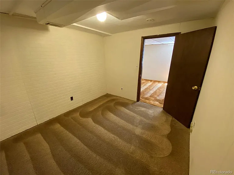 10557 Quail St — Photo 9
