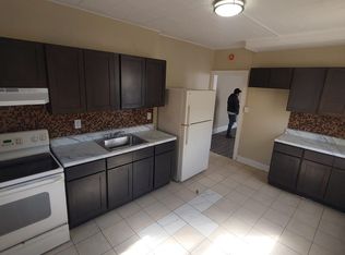 63 Huntington St APT 4A, Hartford, CT 06105