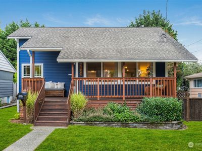 9034 36th Avenue SW, Seattle, WA, 98126