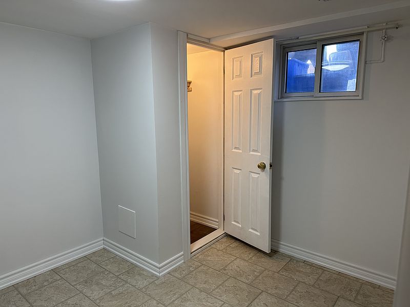 Peterborough House for rent - 3 Bedrooms — photo 7