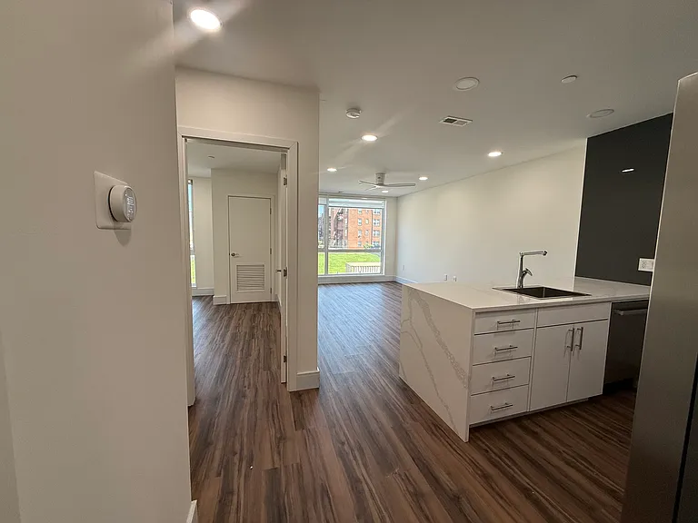 4904 Spruce St #218 — Photo 3