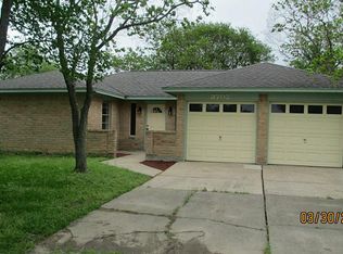 3702 20th St N, Texas City, TX 77590