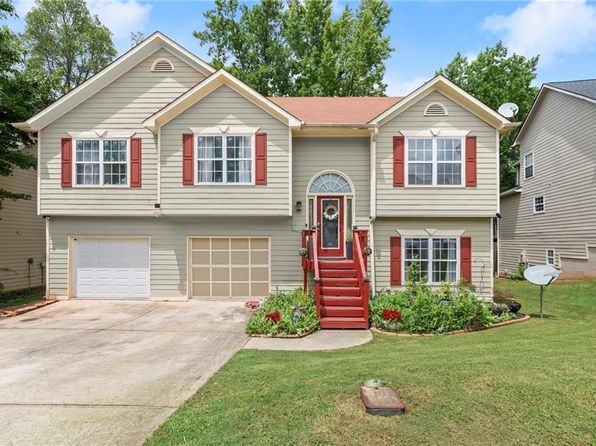 1647 Tunbridge Ln, Lawrenceville, GA 30043
