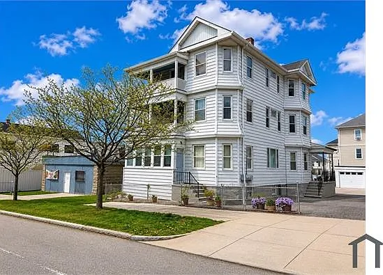 544 Plymouth Ave #2 — Photo 6