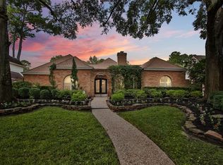 1910 Roanwood Dr, Houston, TX 77090