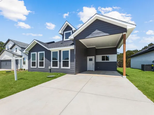 5633 Barkridge Dr, Granbury, TX 76048