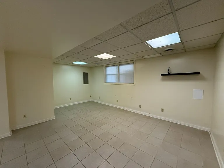 1104 Spring Run Rd — Photo 16