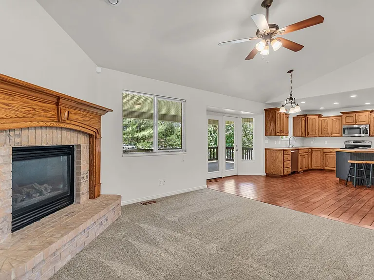 1468 W Flint Meadow Dr — Photo 10