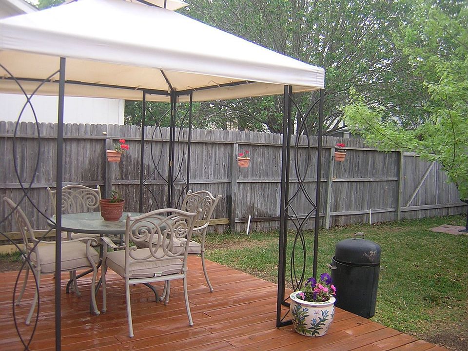 Large Deck with Canopy