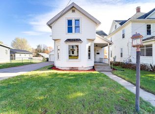 136 Laurel St, Reedsburg, WI 53959