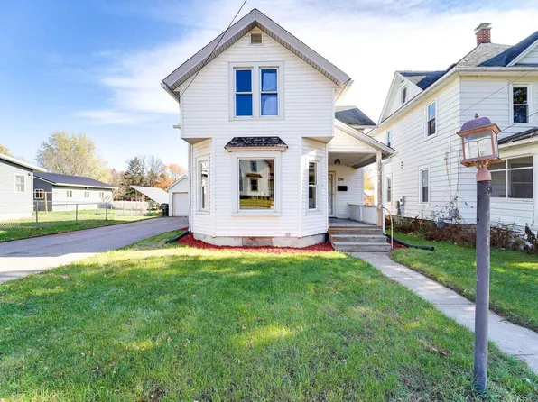 136 Laurel STREET, Reedsburg, WI 53959