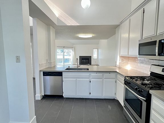 3rd image of 19351 Bluefish Ln Unit 203