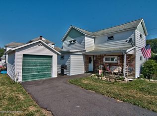 1064 Water St, Moosic, PA 18507