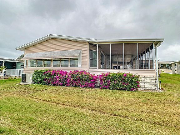 3rd image of 4020 Myrtle Oak Ct #858