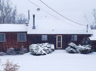 716 Rockpile Rd, Shanks, WV 26761