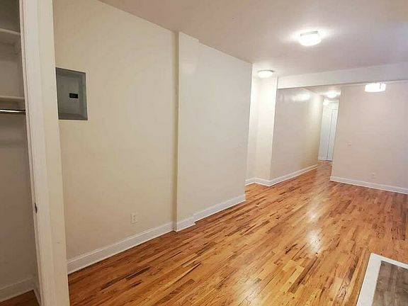 4th image of 115 Ocean Ave #18