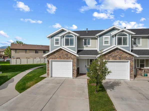 1122 W Excalibur Way, West Haven, UT 84401