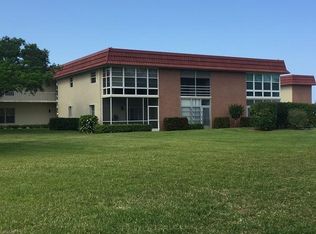 11 Vista Palm Ln, Vero Beach, FL 32962