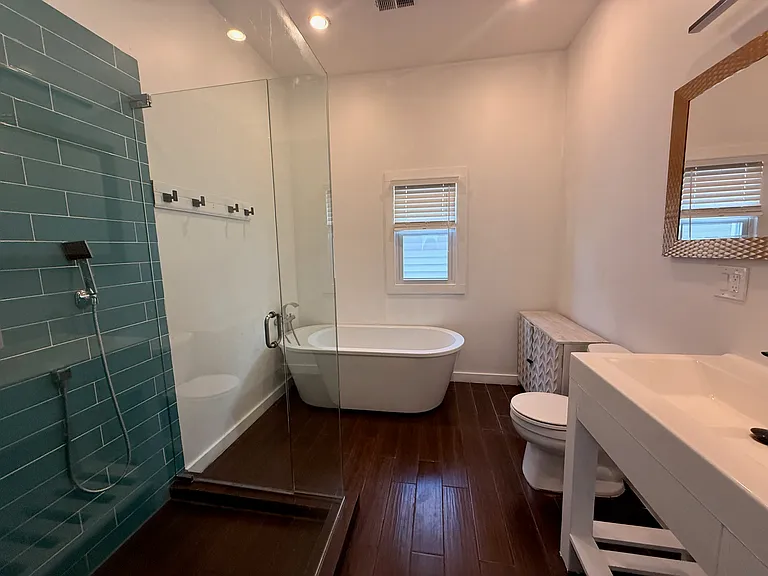1718 N Central Park Ave #2 — Photo 8
