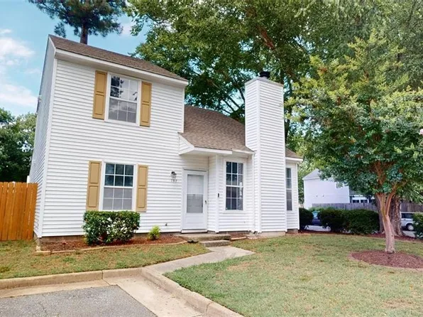 197 Gate House Rd, Newport News, VA 23608