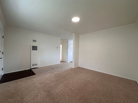 3rd image of 1505-1507 Harvard St #1505-F
