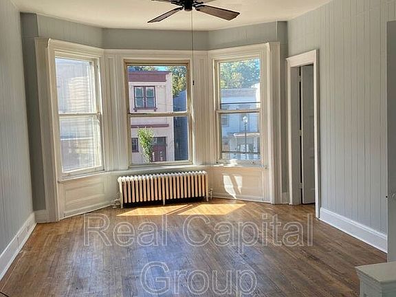 3rd image of 130 5th Ave #2F