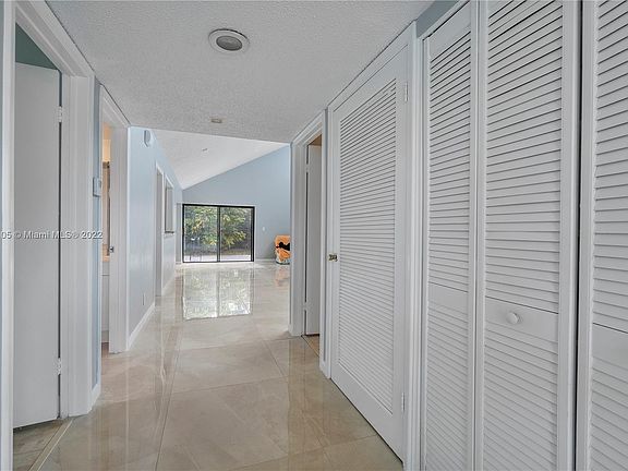 3rd image of 7920 Canterbury Ln