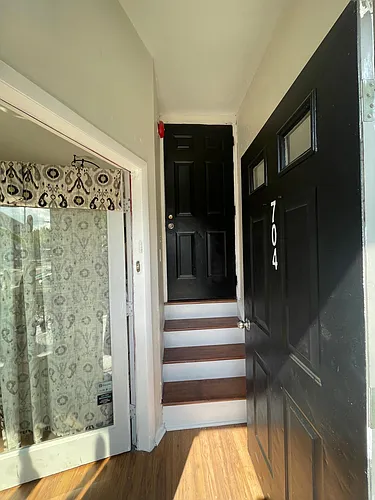 704 S 5th St #2 Photo 1