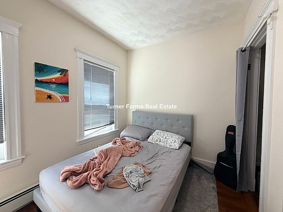 5th image of 288 Boston Ave