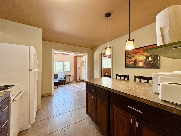 2819 N Woodland Ave #1 — Photo 9
