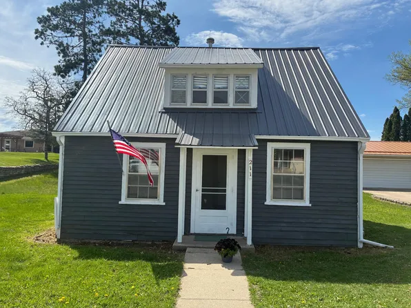 211 N Green St, Rushford, MN 55971