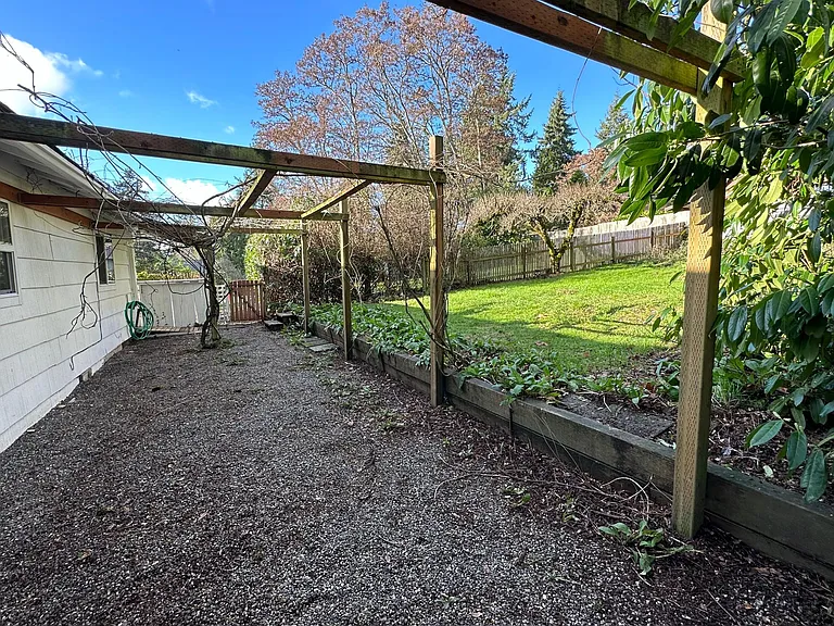 390 Grow Ave NW — Photo 20
