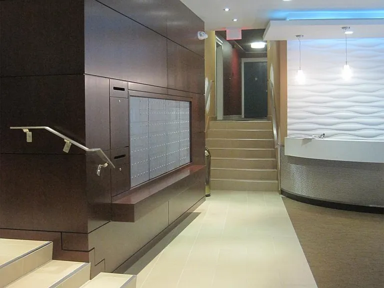 Mailboxes / Lobby