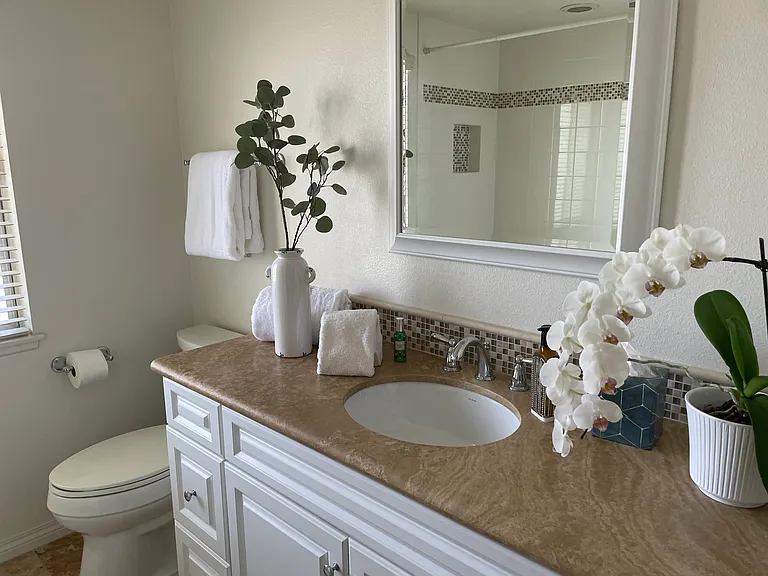 16491 Ramada Dr — Photo 25