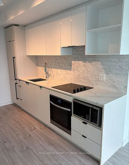 252 Church St #5212 — Photo 9