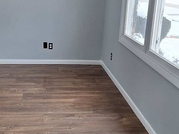 2nd image of 534 Oglesby St