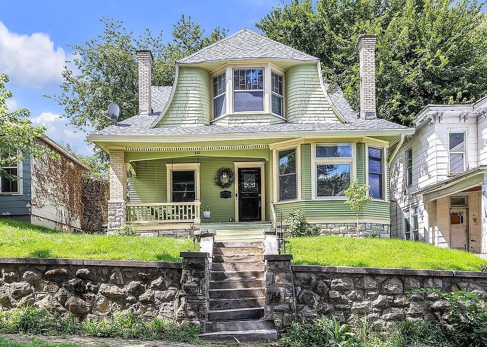 1st image of 632 Bon Ton St