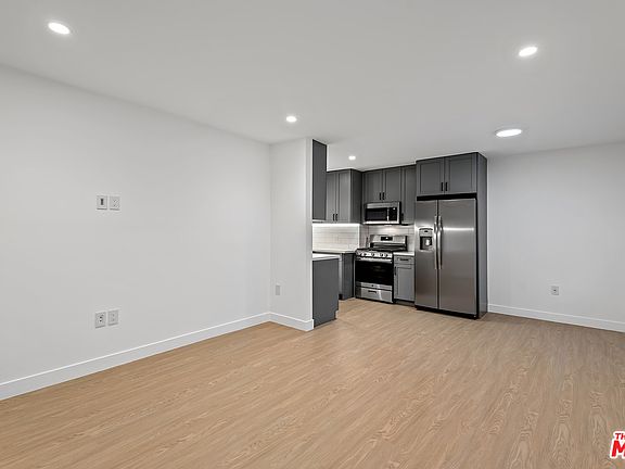 5th image of 3415 London St #6