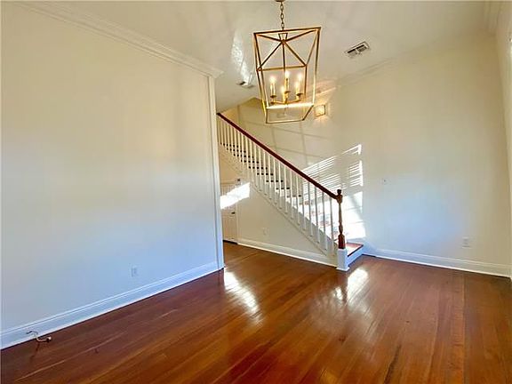 3rd image of 1222 Dufossat St