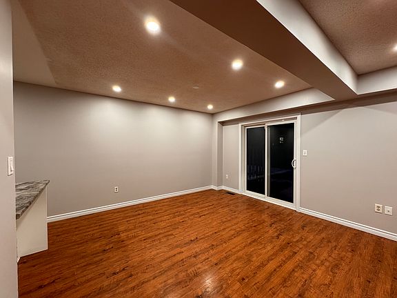 4th image of 133 Sekura Cres #20
