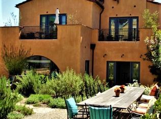 320 E Victoria St, Santa Barbara, CA 93101