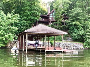 977 Juniper Rd, Hardy, VA 24101