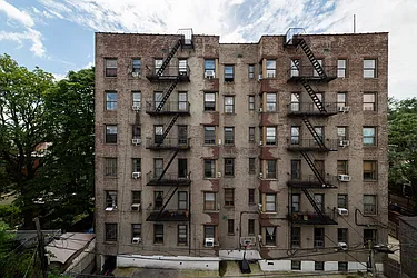 Rented by Maplewood Management