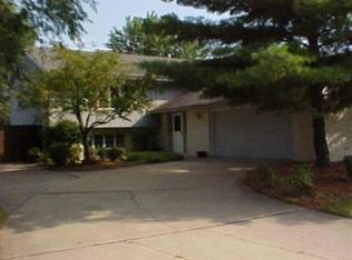 1711-1725 W Ash St, Griffith, IN 46319