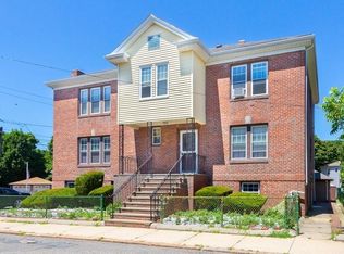 10 Myrtle Ave #1, Winthrop, MA 02152